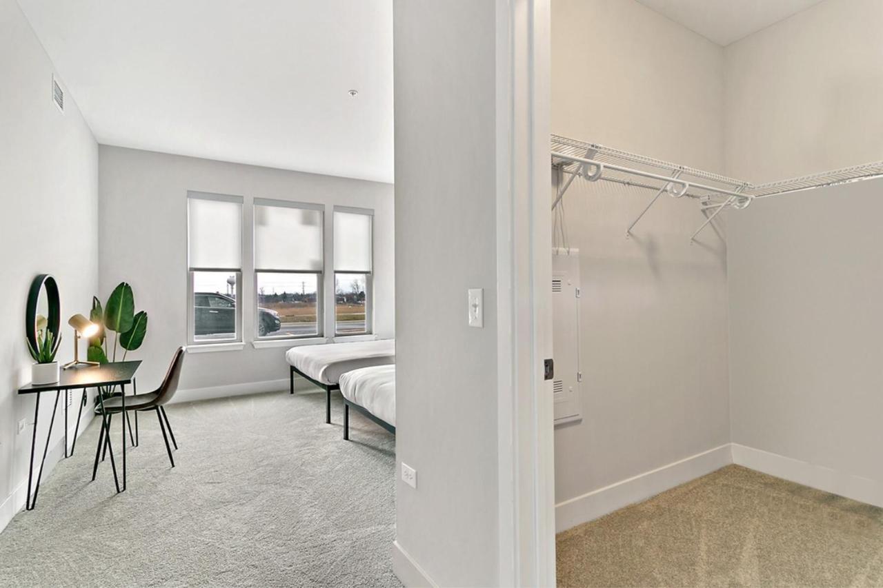 Bright & Comfortable Oakbrook 2Br Apt Free Parking - Ob 1 Apartman Oakbrook Terrace Kültér fotó